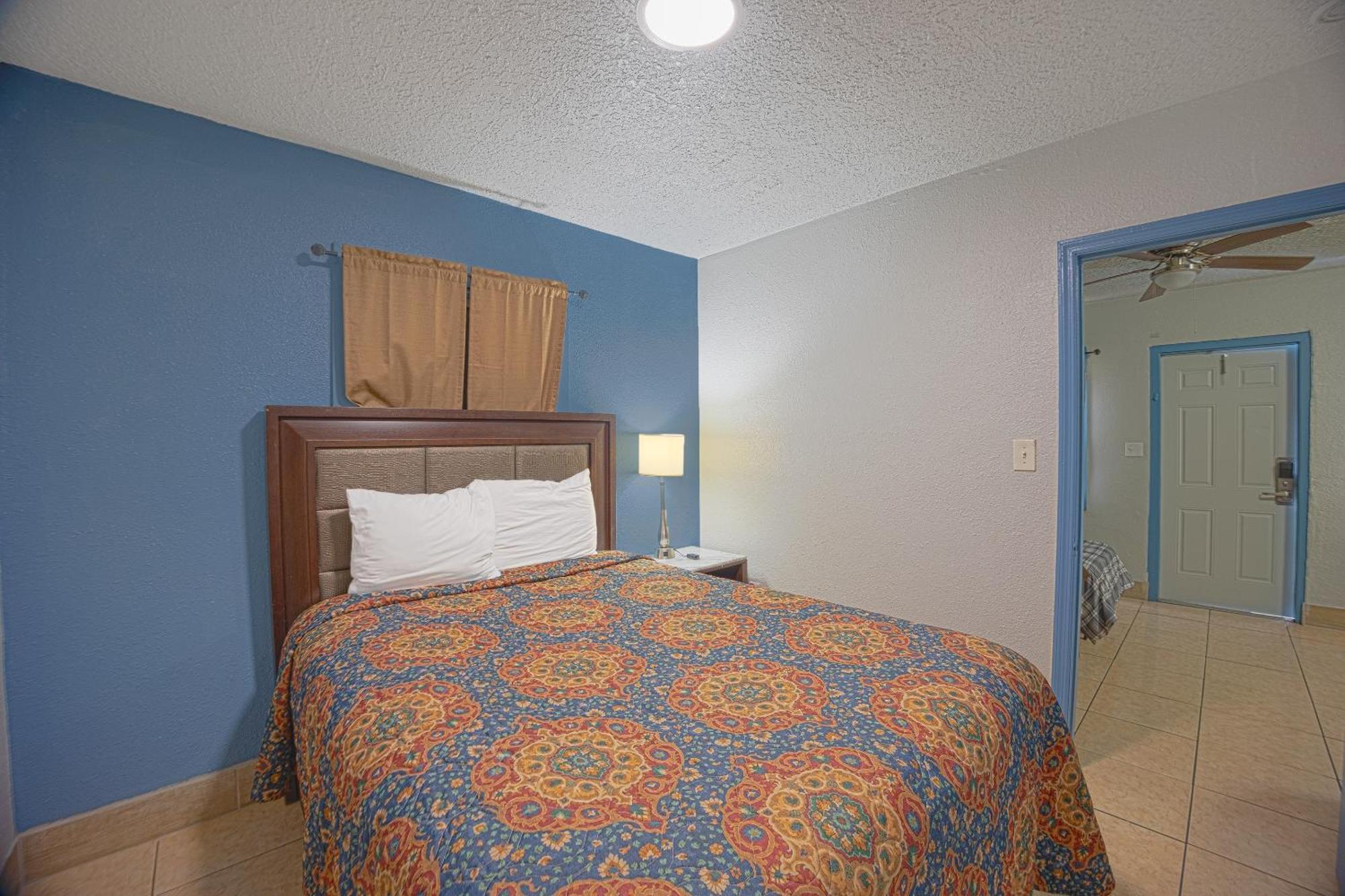 Aladdin By Oyo Motel 2*